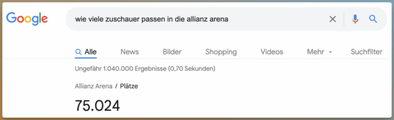 Suchanfrage “Wie viele Zuschauer passen in die Allianz-Arena” bei Google im April 2022
